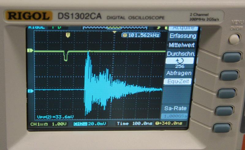 2011-06-21_03 Oscillogram of moderator pulse with +0kV bias at moderator foil (grounded over capacity)